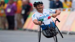 Tras accidente, rendirán homenaje a Alex Zanardi