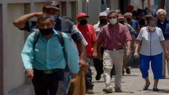 Las altas temperaturas seguirán Las altas temperaturas seguirán