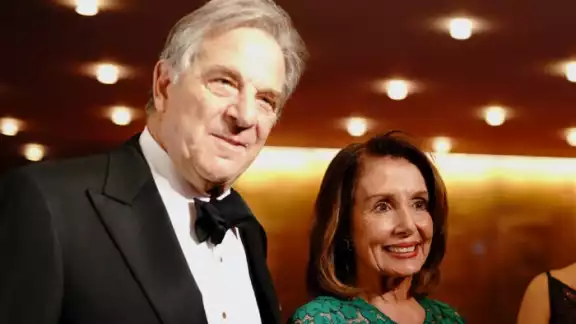 Paul Pelosi, esposo de Nancy Pelosi, fue detenido por autoridades de Estados Unidos Paul Pelosi, esposo de Nancy Pelosi, fue detenido por autoridades de Estados Unidos
