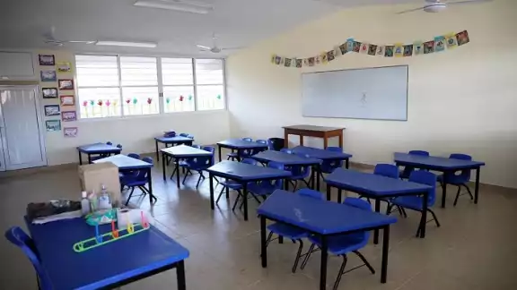 Las clases serán escalonadas para los alumnos de lunes a jueves, mientras que viernes será para reforzar el conocimiento Las clases serán escalonadas para los alumnos de lunes a jueves, mientras que viernes será para reforzar el conocimiento