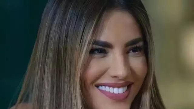 La actriz lució espectacular en playas de Cancún