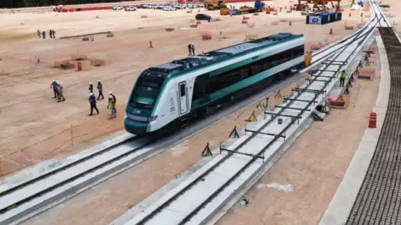 Así es por dentro el primer tren del Tren Maya que llegó a Cancún