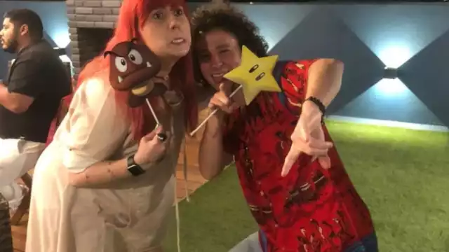 La estrella de internet regaló a sus seguidores en Instagram unas 'selfies' desde su hotel en Cancún