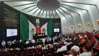 Además de elegir al quién será el nuevo gobernador de Quintana Roo, también se elegirán cargos públicos