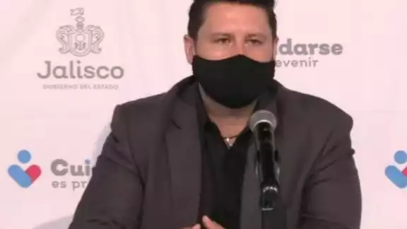 El director de Prevención y Promoción de la Salud en Jalisco, Carlos Ruiz Esparza promociona app "Sin Dengue" El director de Prevención y Promoción de la Salud en Jalisco, Carlos Ruiz Esparza promociona app "Sin Dengue"