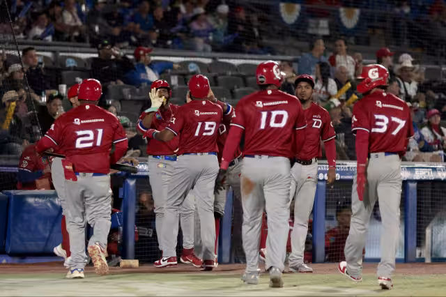 República Dominicana derrotó a México Verde en el arranque de la serie.