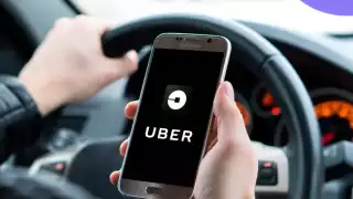 Uber continúa operando en el AICM tras polémica con autoridades federales