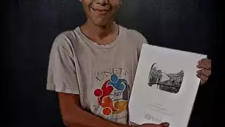 Tiktoker yucateco recibe placa oficial de youtuber tras rebasar el millón de seguidores