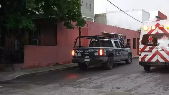 Hombres armados hirieron a una mujer que acompañaba a la víctima  Foto: Rafael García