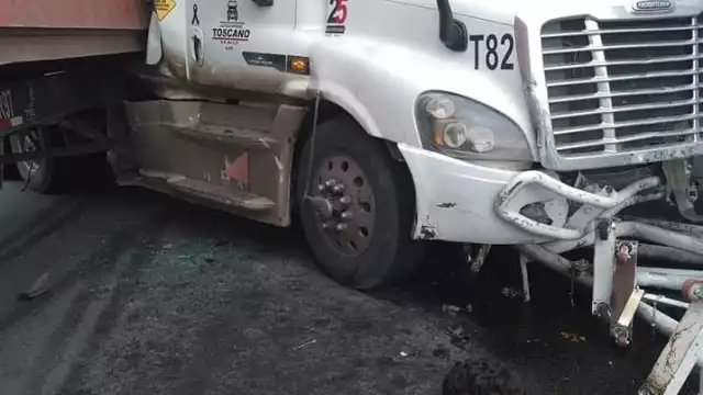 El trailero fue detenido mientras se lleva a cabo la investigación