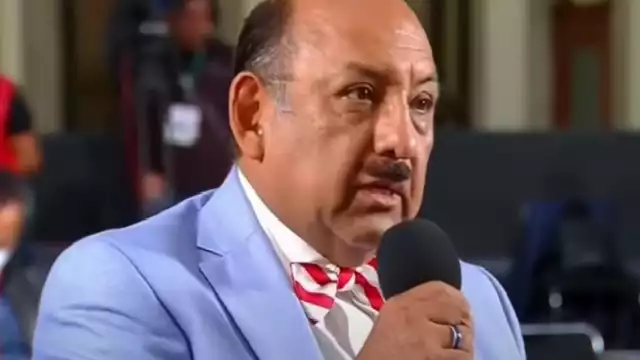 'Lord Molécula', youtuber que cubre las mañaneras