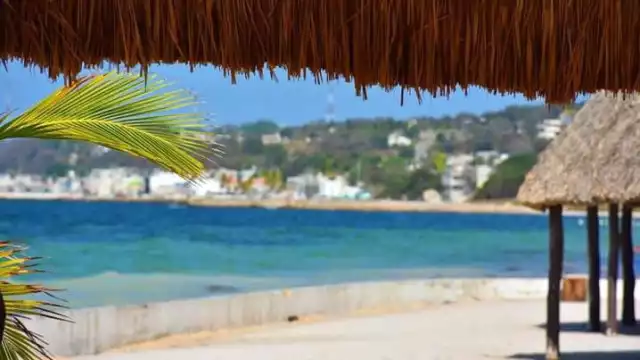 Aunque SSa restringió la visita a playas durante Semana Santa, propietarios de albercas desacatan indicación y promueven sus servicios de renta