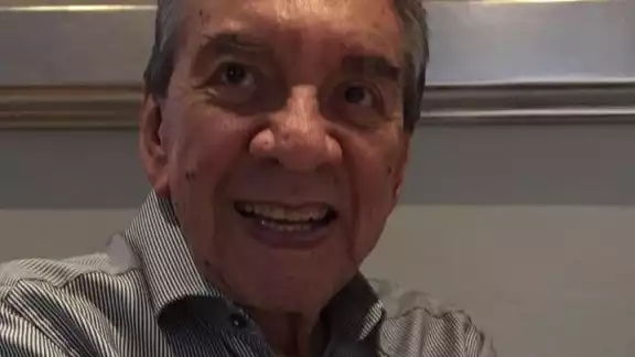 El cantante de 88 años fue hospitalizado en la Ciudad de México El cantante de 88 años fue hospitalizado en la Ciudad de México