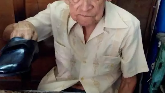Edilberto Hernández Borges lleva 80 años trabajando. Edilberto Hernández Borges lleva 80 años trabajando.