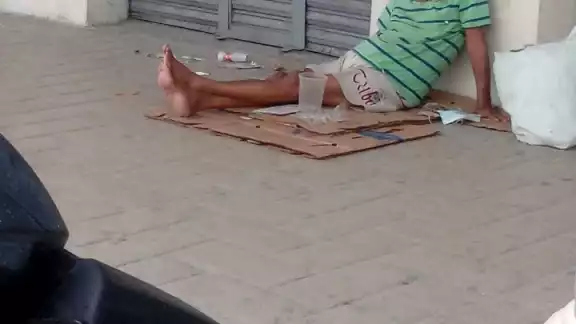 Abundan adultos mayores en extrema pobreza