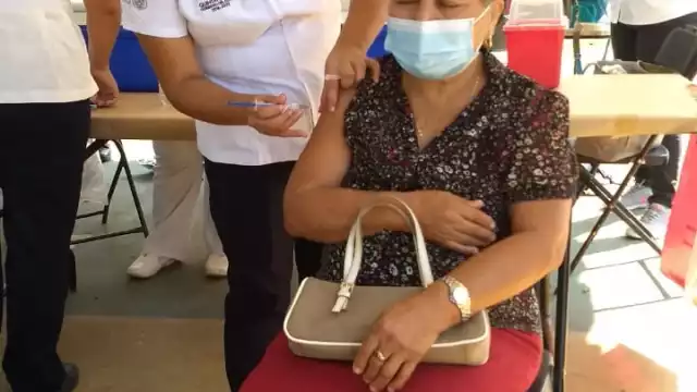 La velocidad de crecimiento de casos para la zona sur es de 0.23 y de 0.43  para la zona norte