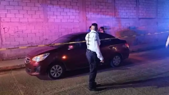 Al lugar llegaron elementos de la Cruz Roja y posteriormente de la Semefo