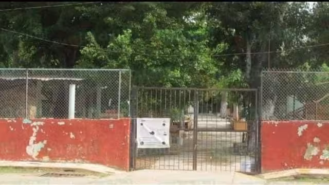 A pesar de los reportes de contagios en diversas escuelas, la SEP mantiene en pie el modo presencial