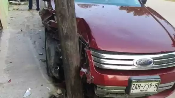 El percance ocurrió este sábado 16 de octubre sobre las calles Codorniz, con Tumben Cuxtal y Pámpano de la colonia Tumben Cuxtal