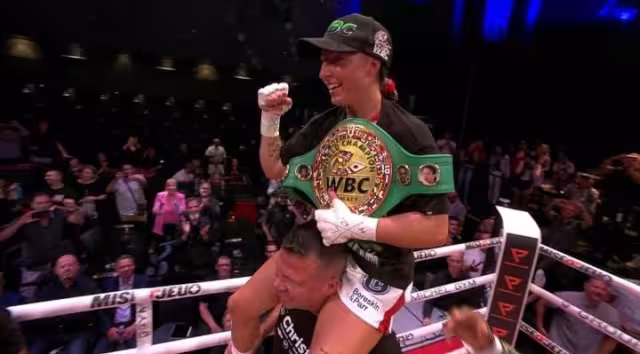 La canadiense logró llevarse el cinturón del CMB, Foto: Especial