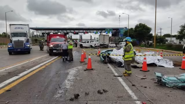 Accidente en autopista Guadalajara-Lagos de Moreno deja cuatro personas muertas
