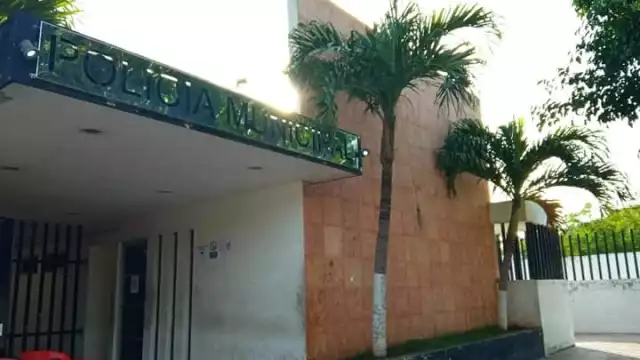 Los oficiales intentaron extorsionar a un conductor