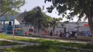 La mujer de pronto se desvaneció frente a varias personas