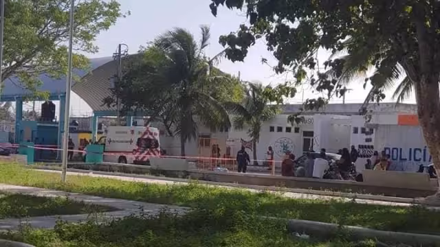 La mujer de pronto se desvaneció frente a varias personas