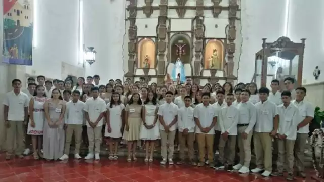 Los menores se reunieron para poder realizar su confirmación