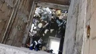 Un compañero fue quien alertó al número de emergencias sobre el fallecimiento. Fue asegurado al tratarse de un posible asesinato