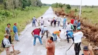 La vía que fue afectada por las condiciones climatológicas que provocó la Tormenta Tropical Cristóbal. Foto: Abraham Cohuó