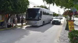 El autobús llevaba varios migrantes ilegales
