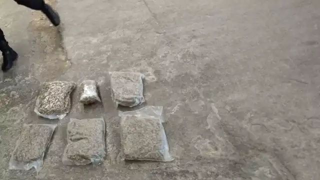 La droga se encontraba distribuida en cinco bolsas