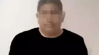 El hombre, quien estaba en aparente estado de ebriedad, fue asegurado y enviado a la SMSPyT