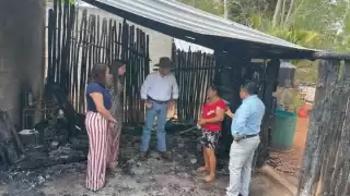 El Alcalde presumió un apoyo dado en San Luis Tzuctuc, sin embargo, fue criticado al señalarle que los representantes de las comunidades carecen de recursos para ello