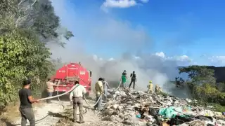 El humo llegaba hasta la carretera federal Escárcega-Champotón lo que impedía la visibilidad de los choferes