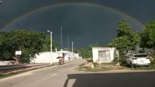 Espectacular arcoíris se pinta en el cielo de Chocholá