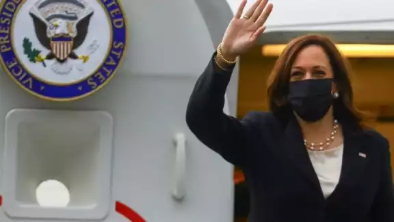 El próximo viernes la vicepresidenta de los Estados Unidos, Kamala Harris, visitará la frontera de México. El próximo viernes la vicepresidenta de los Estados Unidos, Kamala Harris, visitará la frontera de México.