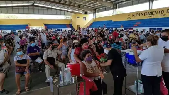 Hasta el momento se desconoce la fecha para la segunda dosis de habitantes de 40 a 49 años Hasta el momento se desconoce la fecha para la segunda dosis de habitantes de 40 a 49 años