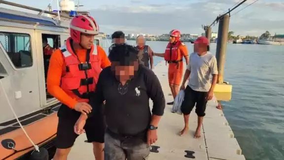 Varios hombres fueron rescatados Varios hombres fueron rescatados