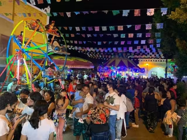 La Fiesta de Izamal 2022 se celebra como cada año y tiene múltiples actividades artísticas.