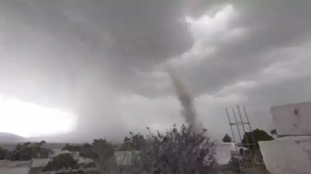 El tornado dejó gran destrucción a su paso