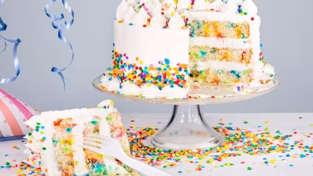 La molestia de 'Lady Chispitas'  fue que el pastel no tenía chispitas para niño y niña