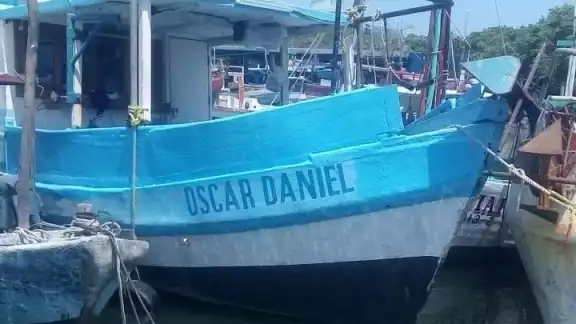 La embarcación "Óscar Daniel" zarpó desde el pasado 4 de mayo del puerto de atraque en el refugio pesquero "La Caleta" La embarcación "Óscar Daniel" zarpó desde el pasado 4 de mayo del puerto de atraque en el refugio pesquero "La Caleta"