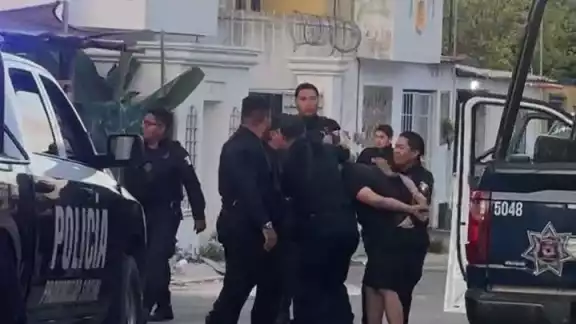 Ambos presuntos responsables fueron identificados como Ernesto "N" de 22 años y Saúl "N" de 31 años Ambos presuntos responsables fueron identificados como Ernesto "N" de 22 años y Saúl "N" de 31 años