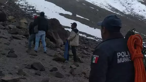 Los alpinistas habrían sufrido una caída por la zona en la que iban subiendo Los alpinistas habrían sufrido una caída por la zona en la que iban subiendo