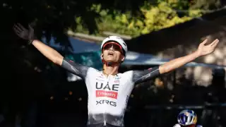 Isaac del Toro sigue imparable: Hace historia como primer mexicano en ganar el Giro dell'Emilia