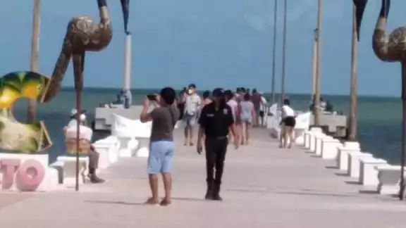 Se registra una alta presencia vacacionistas en todas las áreas de interés, playas y restaurantes Se registra una alta presencia vacacionistas en todas las áreas de interés, playas y restaurantes