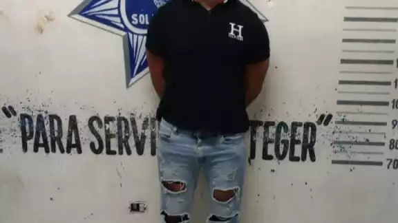 Gary 'N' fue detenido por violencia física en contra de su pareja sentimental en Playa del Carmen Gary 'N' fue detenido por violencia física en contra de su pareja sentimental en Playa del Carmen