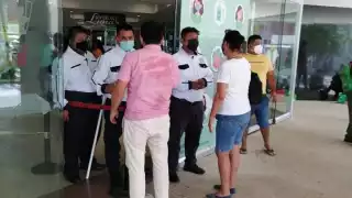 Los habitantes de Cancún mostraron su descontento, pues nunca se avisó cuándo se aplicaría esta medida restrictiva en la ciudad